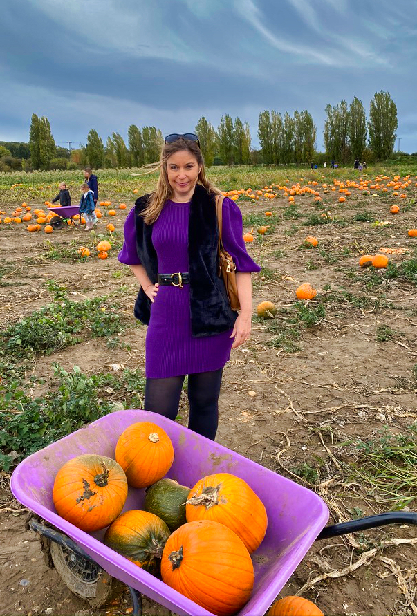 Purple pumpkin picking outfit and dressing the house for Halloween